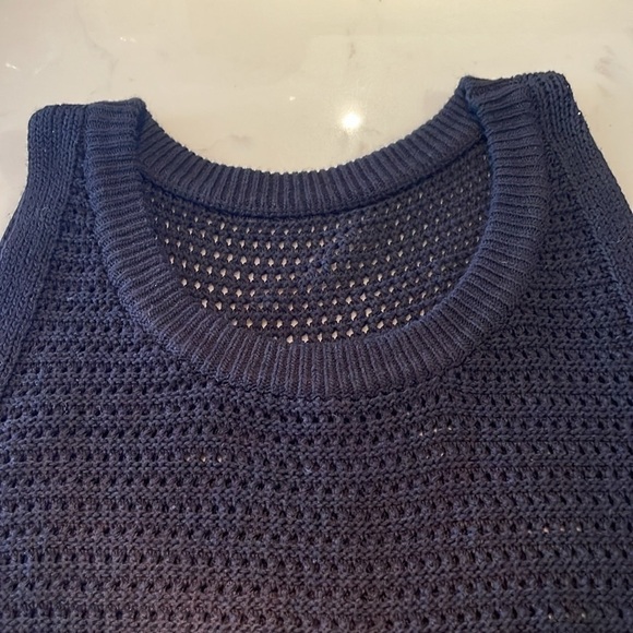 black sweater tank / lightweight / like new / M - Picture 8 of 9